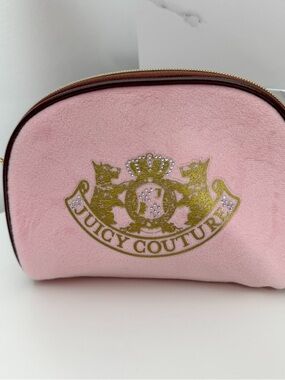 Juicy Couture Pink Velvet Cosmetic Pouch.